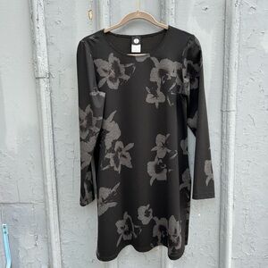 J dot Black Floral Print Tunic, size S